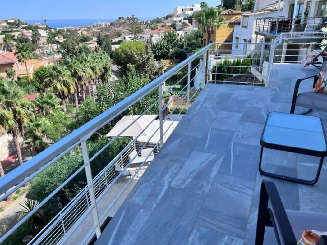 Appartement C Dans Une Villa Avec Piscine Chauffee & Jacuzzi, Chauffe En Extra Benalmadena 0*,