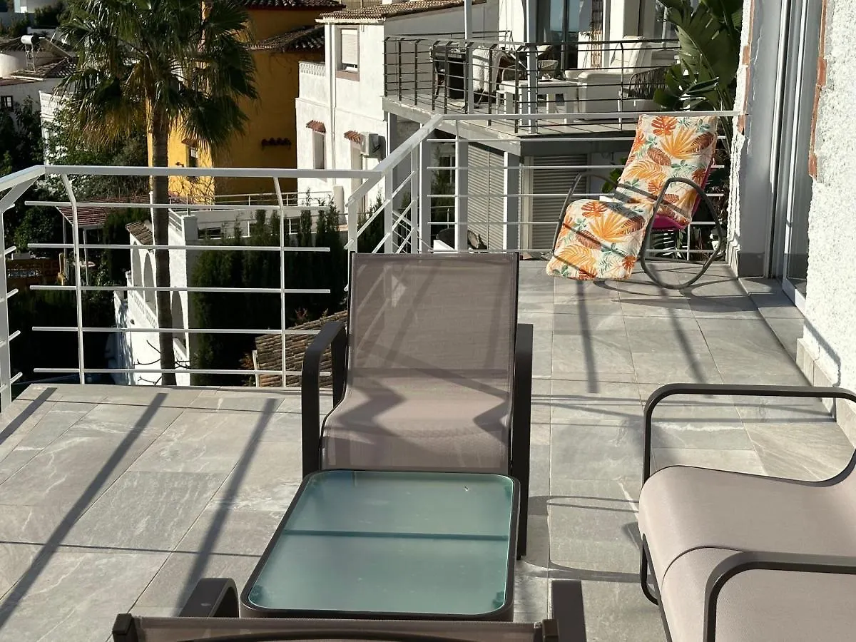 Appartement C Dans Une Villa Avec Piscine Chauffee & Jacuzzi, Chauffe En Extra Benalmadena Apartment