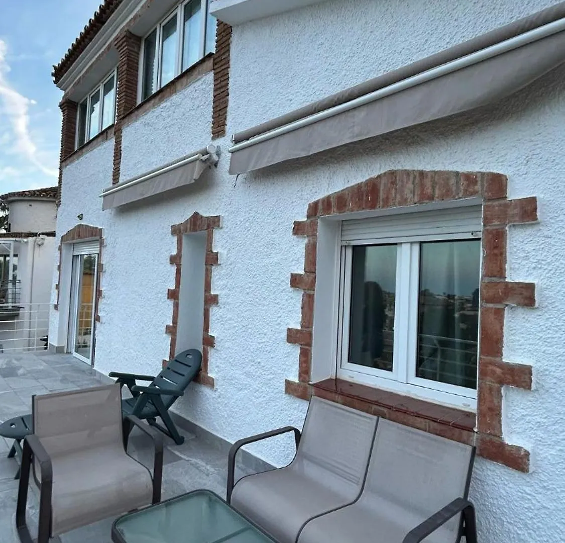 Appartement C Dans Une Villa Avec Piscine Chauffee & Jacuzzi, Chauffe En Extra Benalmadena