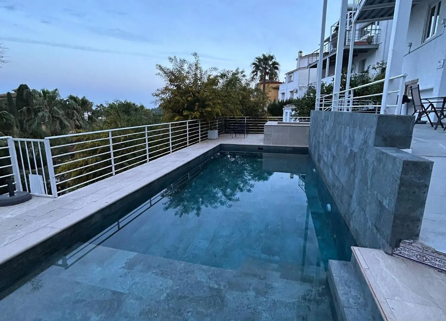Apartment Appartement C Dans Une Villa Avec Piscine Chauffee & Jacuzzi, Chauffe En Extra Benalmadena